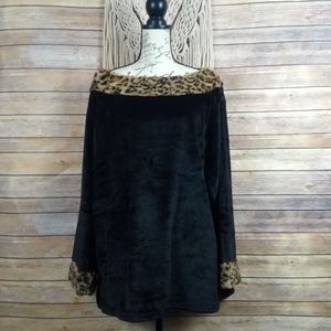 Revolve | Adrienne Landeau Leopard Trim Pullover